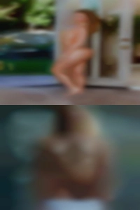 Horny women woman Cedar nude Rapids.